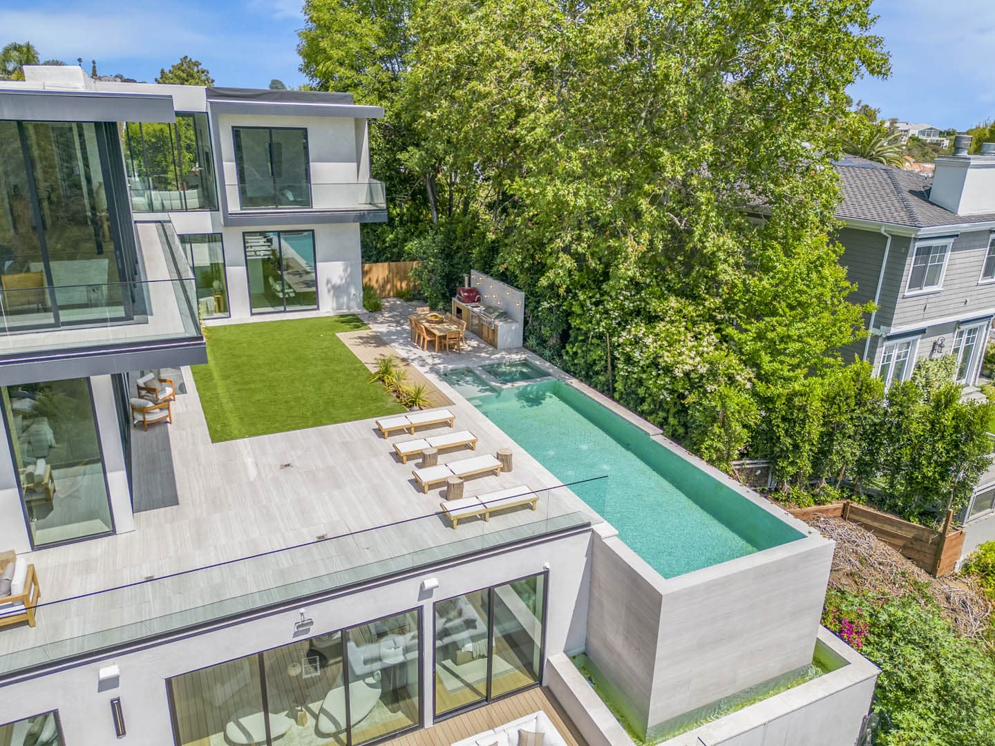 RL Remodeling energy-efficient home upgrades